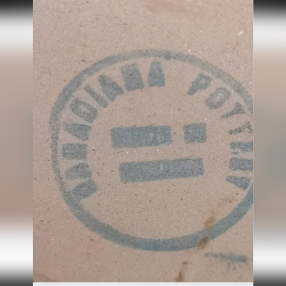 Authentic Mid-Century Modern 1970s pottery pitcher vase by Canadiana Pottery - Picture 7 of 13